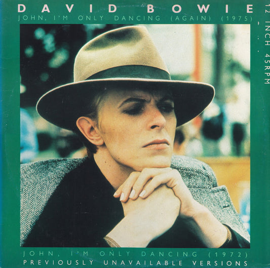 DAVID BOWIE- IM ONLY DANCIN