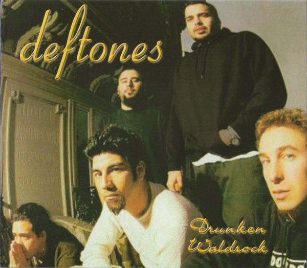 DEFTONES- LIVE WALDROCK 2001